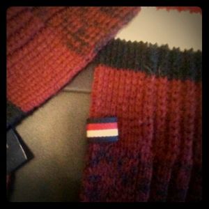 Tommy scarf